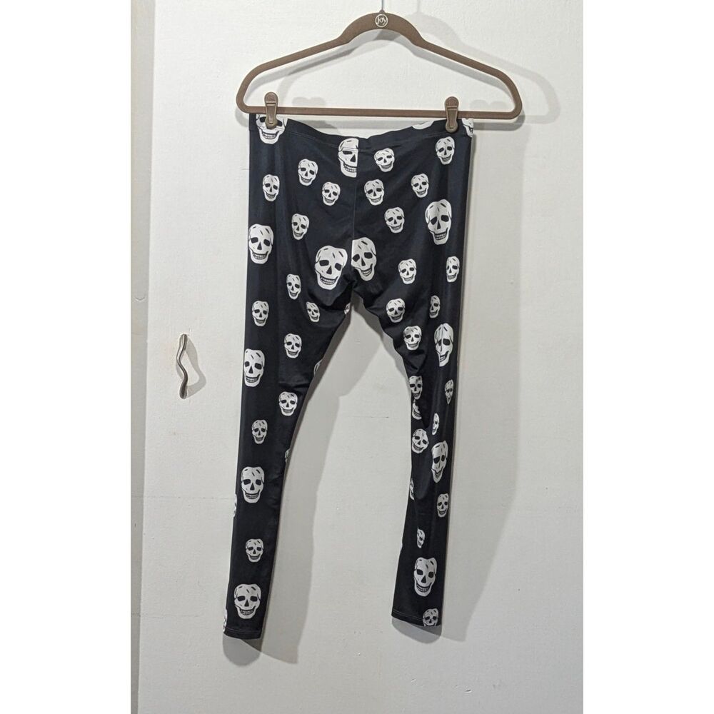 Emma Rose Skull Leggings sz L.